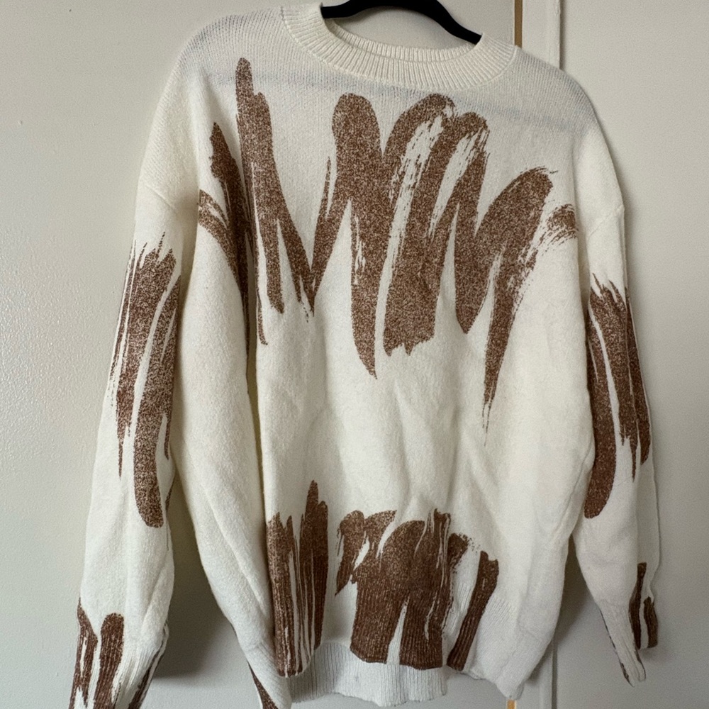 Fantastic Fawn White and Brown Crew Neck Sweater